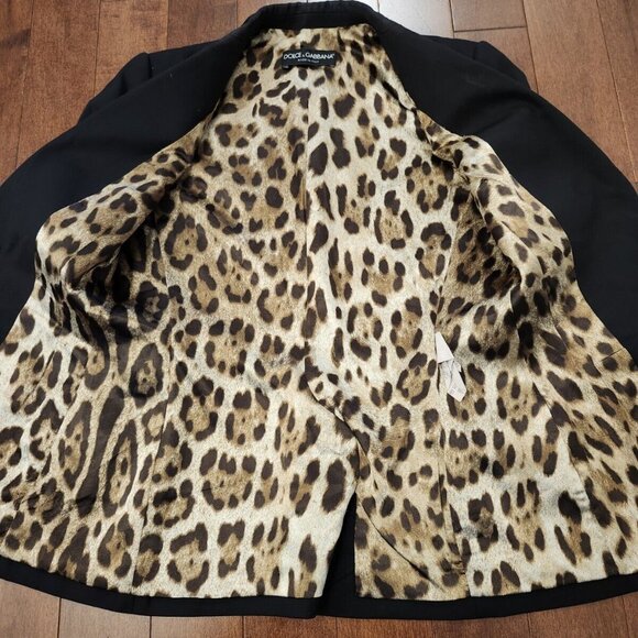 Dolce and Gabbana women's black blazer in size 38 - Picture 3 of 10